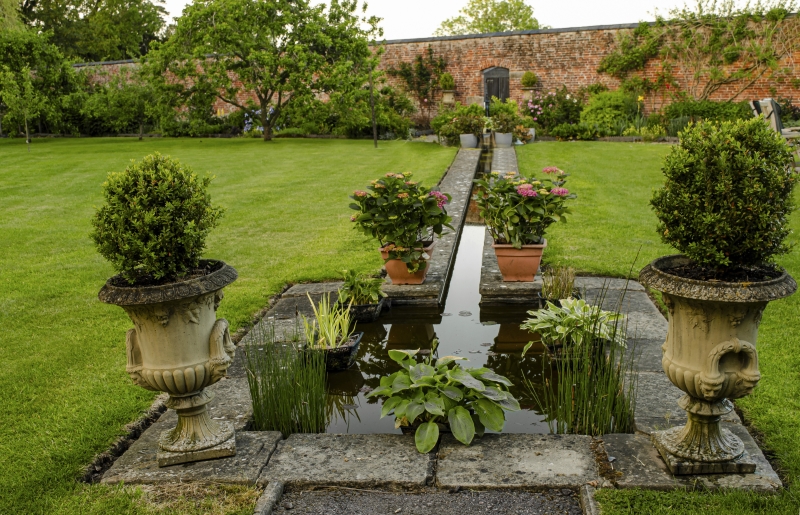 Longford Hall Farm